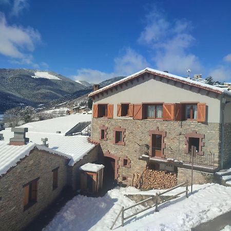 Can Tubau - Casa Rural - Apartaments Campelles Esterno foto