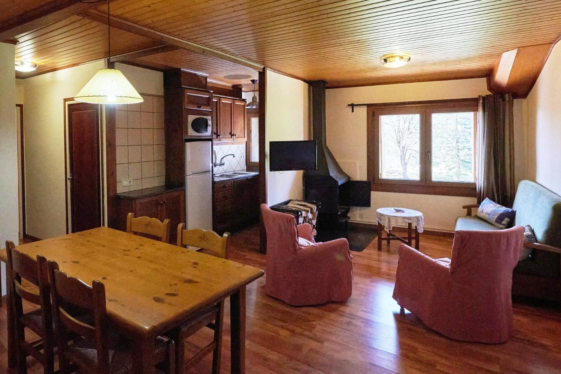 Can Tubau - Casa Rural - Apartaments Campelles Esterno foto