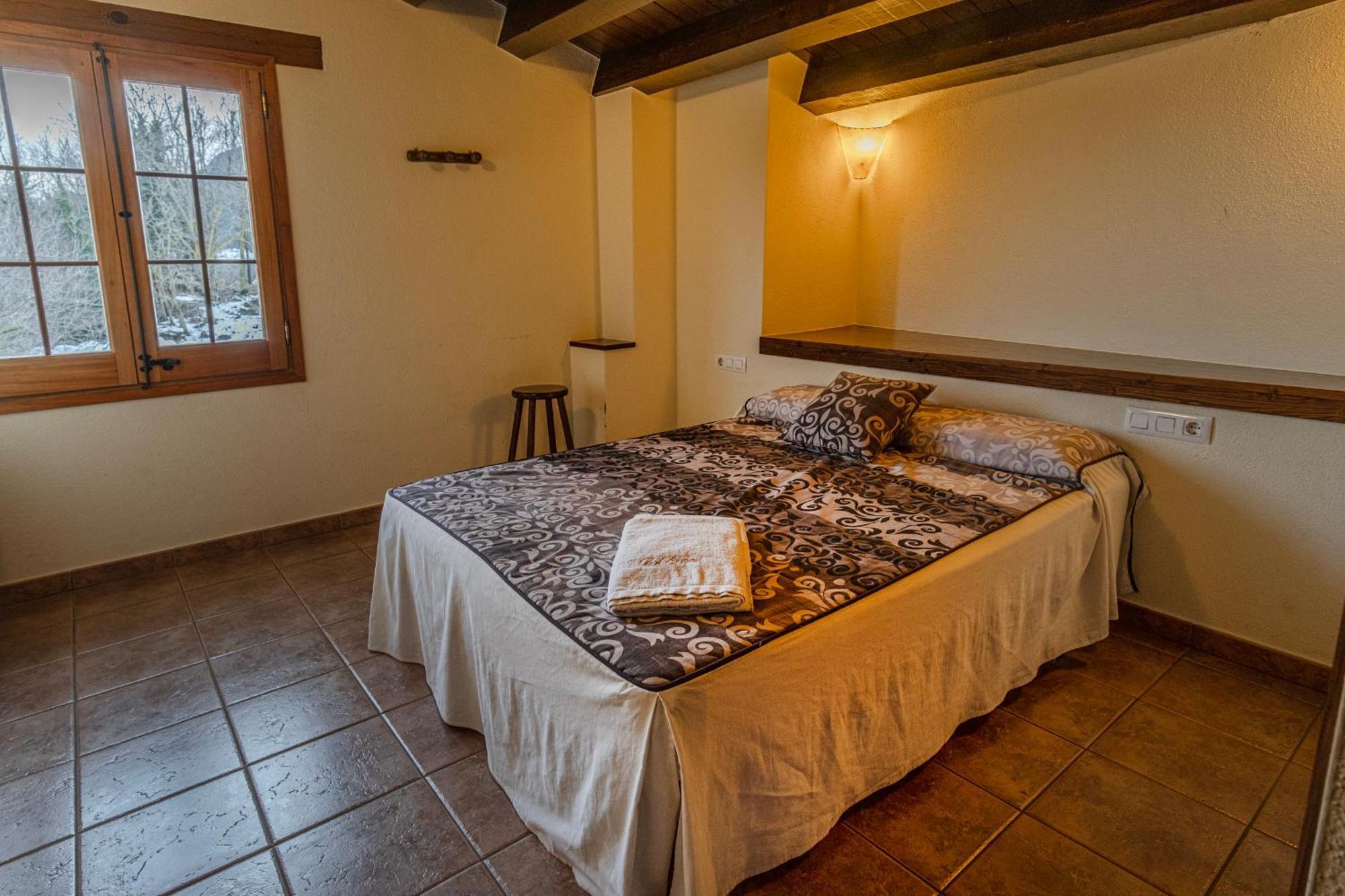 Can Tubau - Casa Rural - Apartaments Campelles Esterno foto