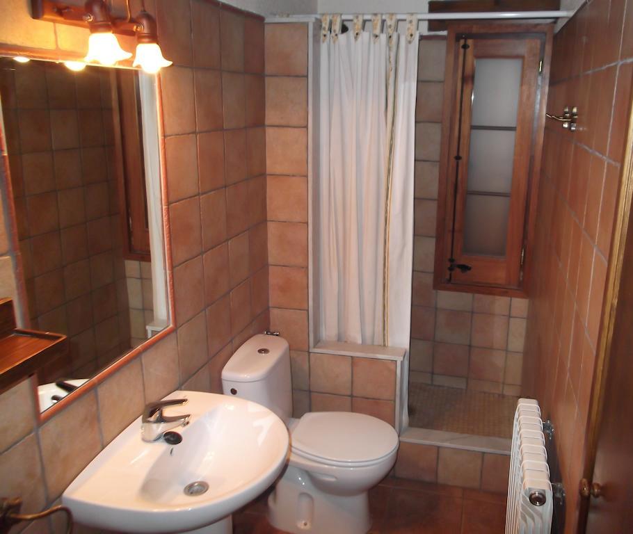 Can Tubau - Casa Rural - Apartaments Campelles Esterno foto